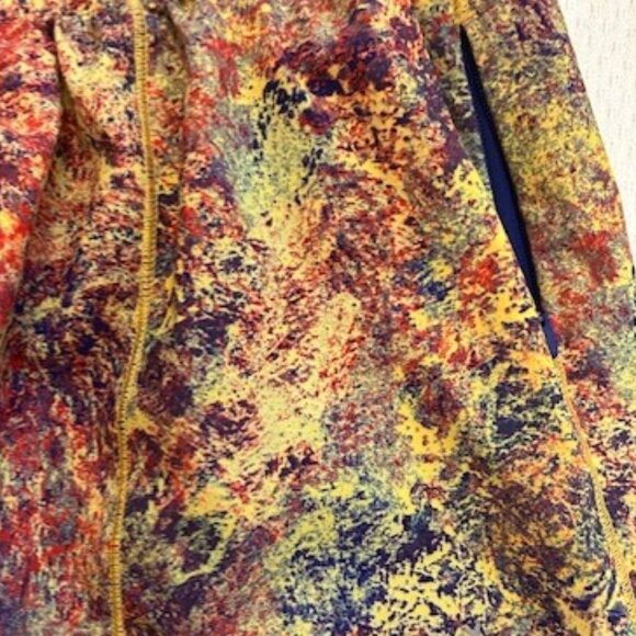 Lululemon Sea Wheeze Hotty Hot 2.5" inseam short aize 12L--Limited Edition - Picture 2 of 10